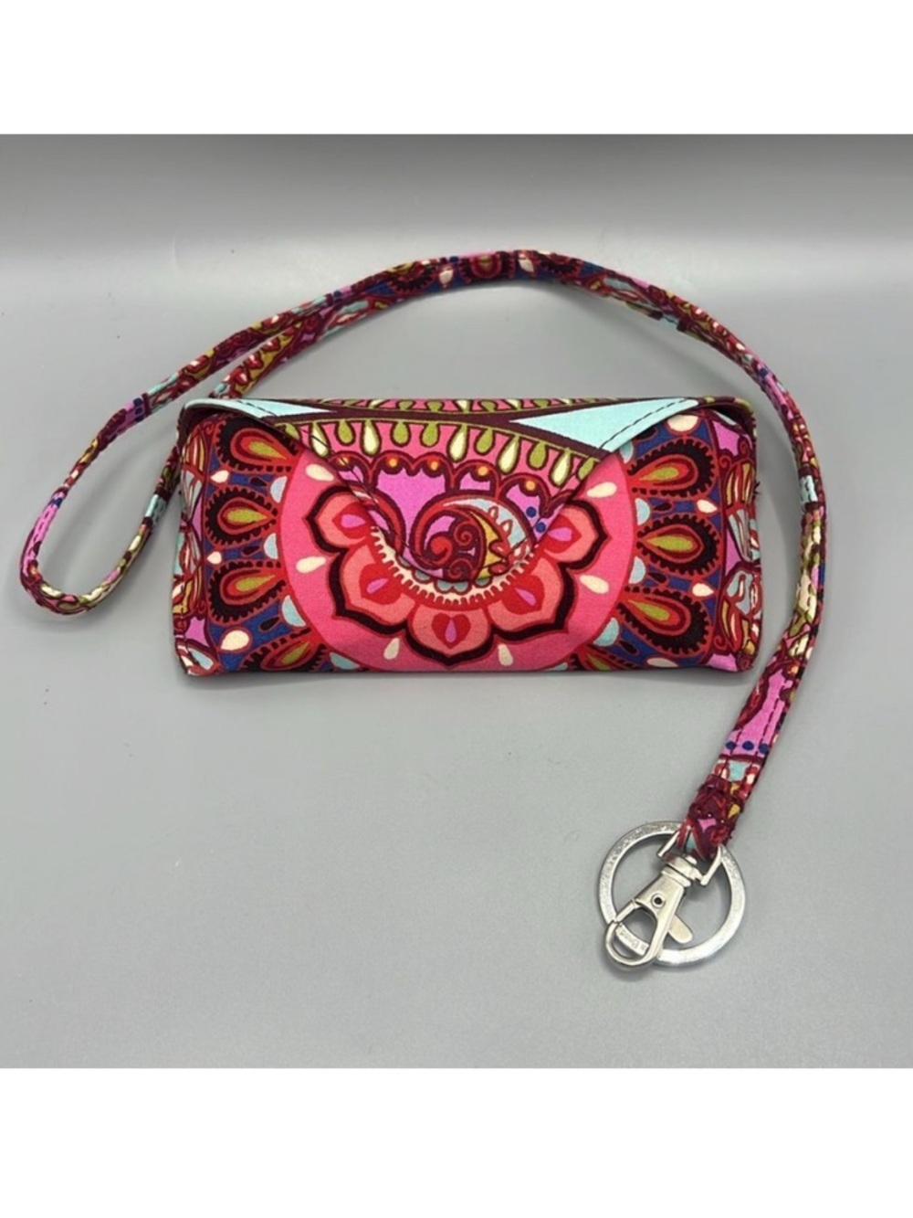 Vera Bradley Resort Medallion Eye Glass Case and Matching Lanyard